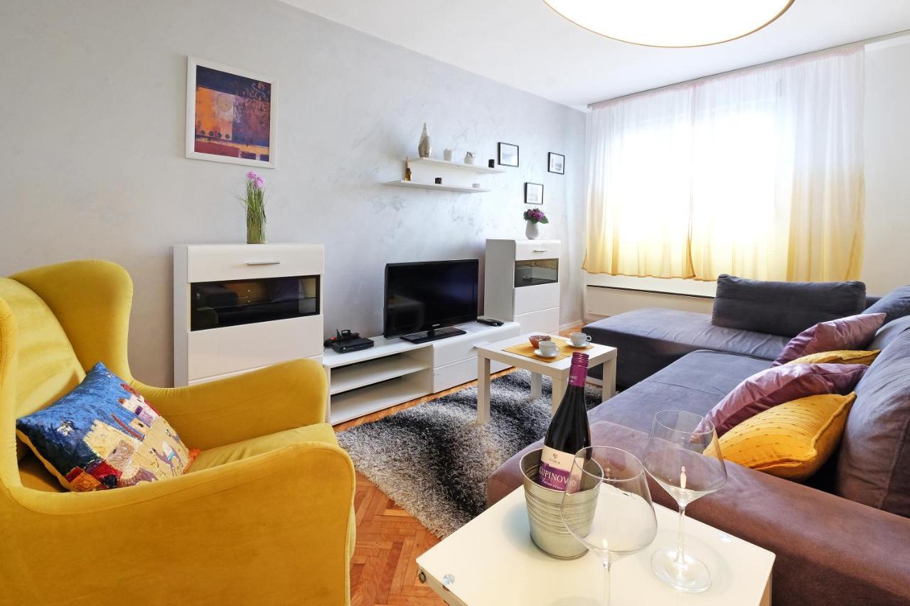 Apartment Paradise Fantasy Βελιγράδι Εξωτερικό φωτογραφία