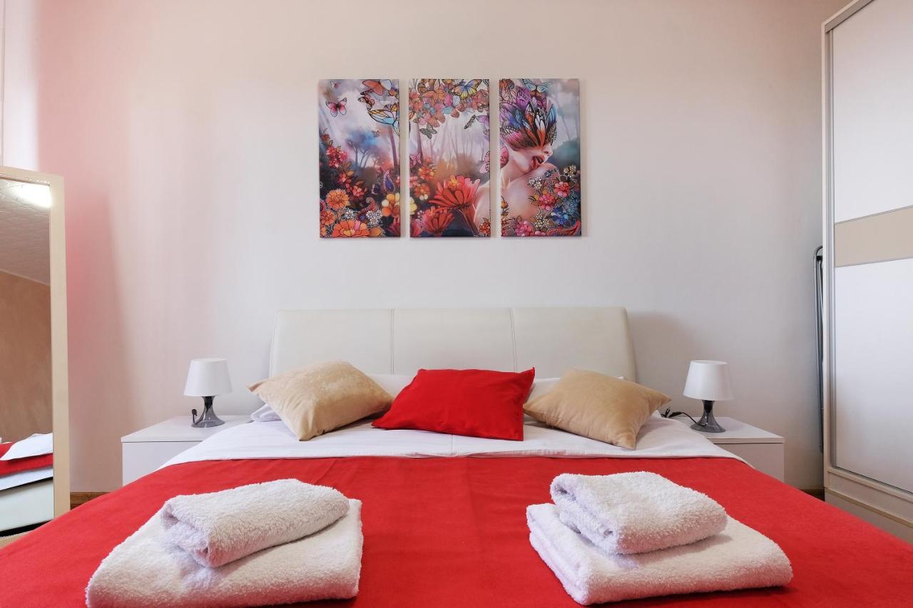 Apartment Paradise Fantasy Βελιγράδι Εξωτερικό φωτογραφία